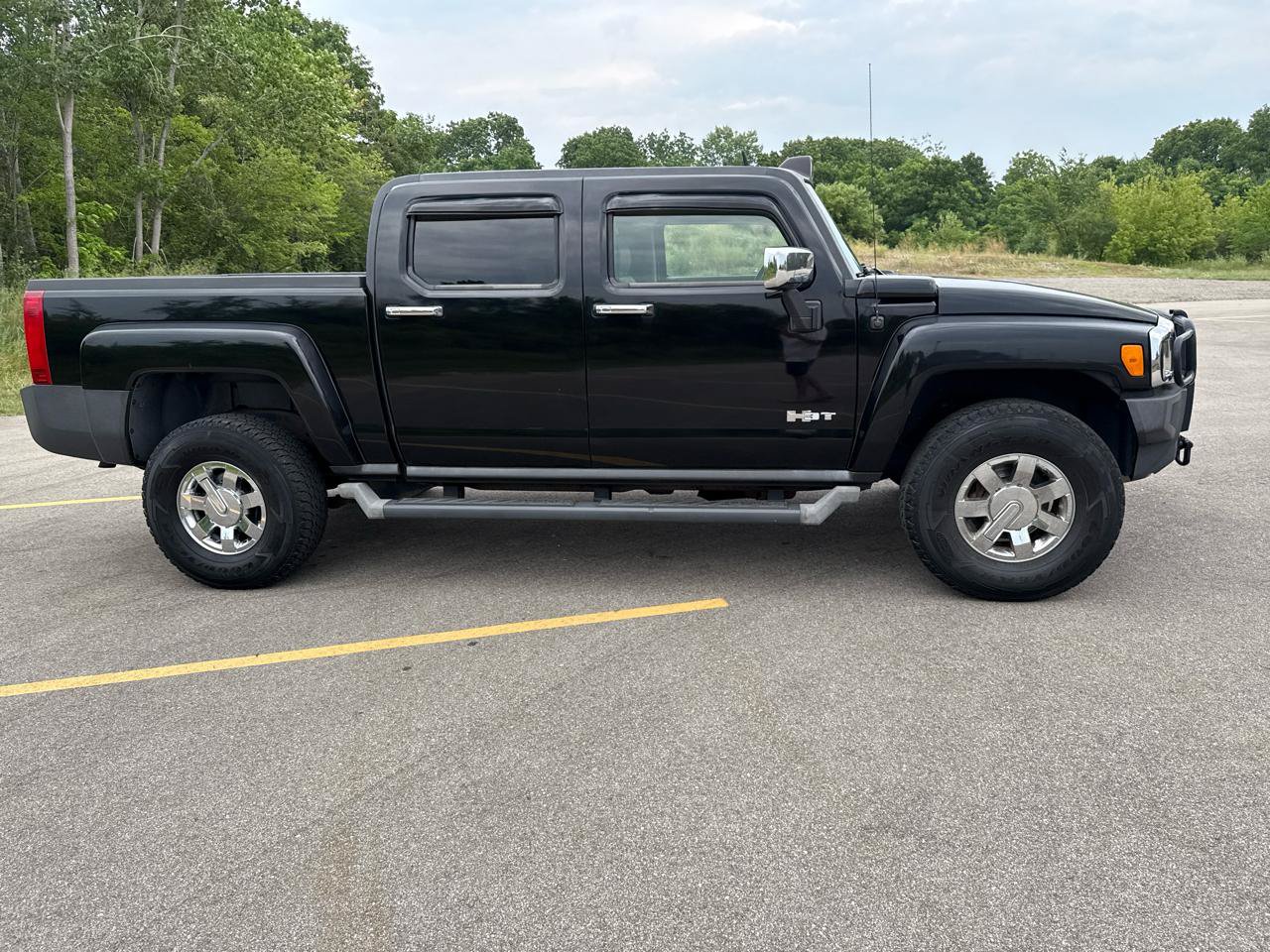 Used 2009 HUMMER H3T Luxury AWD/4WD image 4
