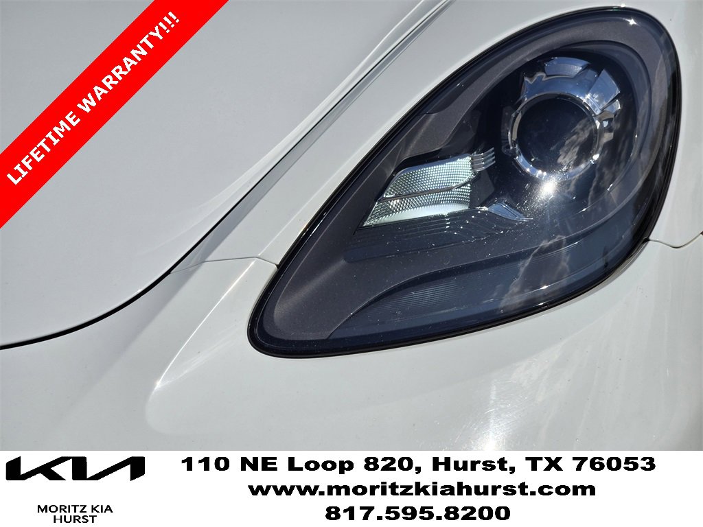 Used 2018 Porsche 718 Cayman image 15