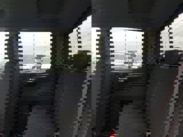 New 2026 GMC Sierra 1500 SLE w/ X31 Off-Road Package image 10