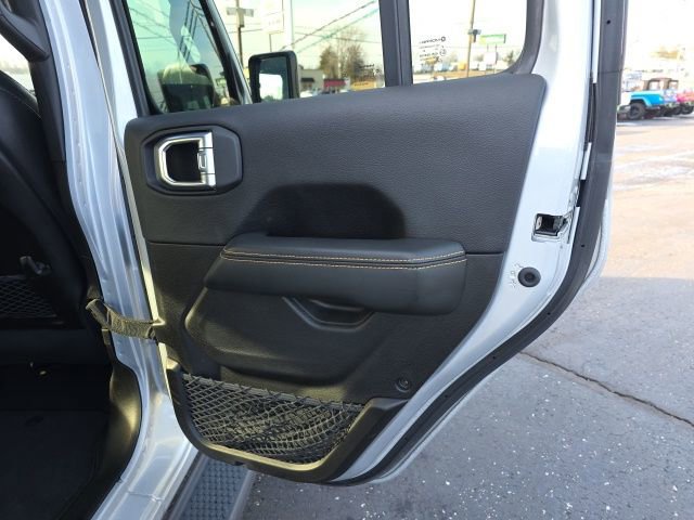 Used 2024 Jeep Wrangler Sahara w/ Technology Group image 43