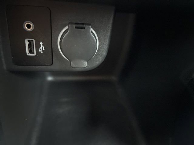 Used 2020 Nissan Kicks SV w/ Exterior Package image 17