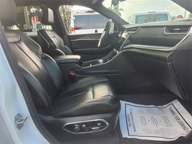 Used 2021 Jeep Grand Cherokee L Overland w/ Luxury Tech Group IV image 20