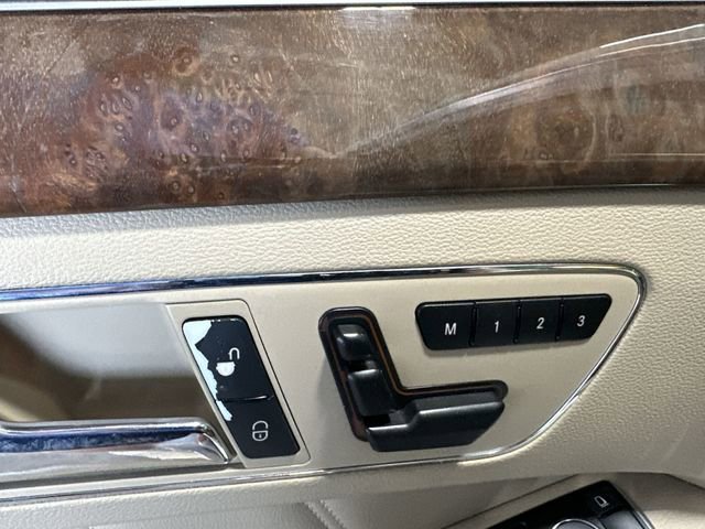 Used 2011 Mercedes-Benz E 550 Sedan image 18