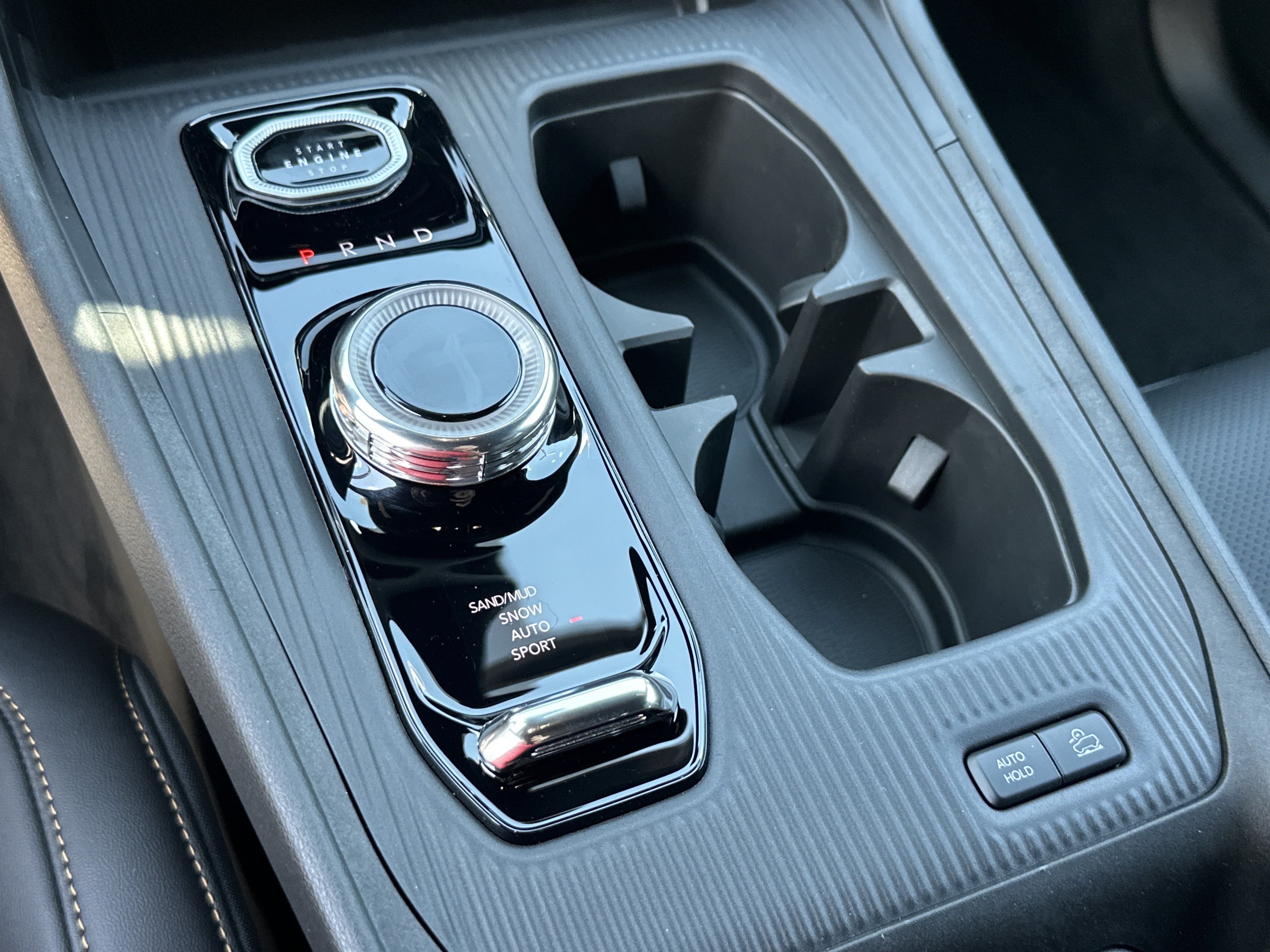 New 2026 Jeep Cherokee Overland AWD/4WD image 5