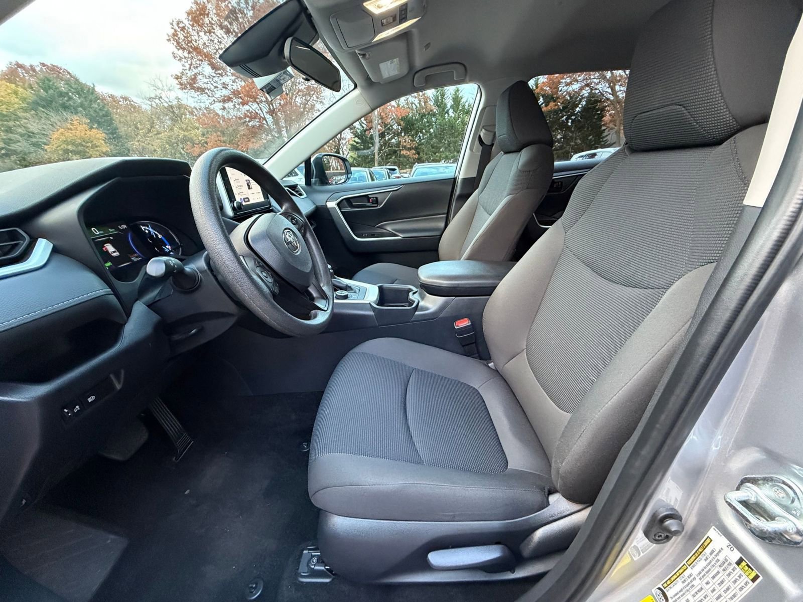 Used 2025 Toyota RAV4 LE image 25