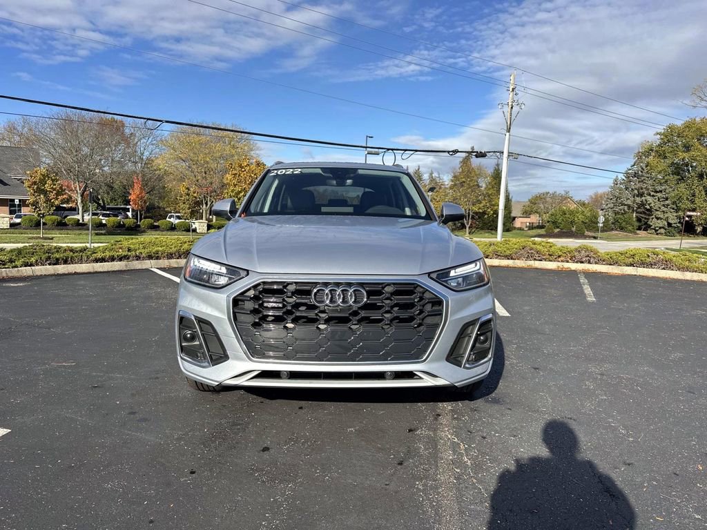 Used 2022 Audi Q5 2.0T Premium Plus w/ Premium Plus Package image 2