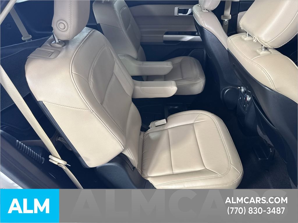 Used 2020 Ford Explorer XLT w/ Equipment Group 202A image 18