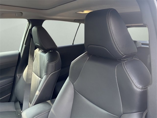 Used 2022 Toyota Corolla Cross XLE image 8