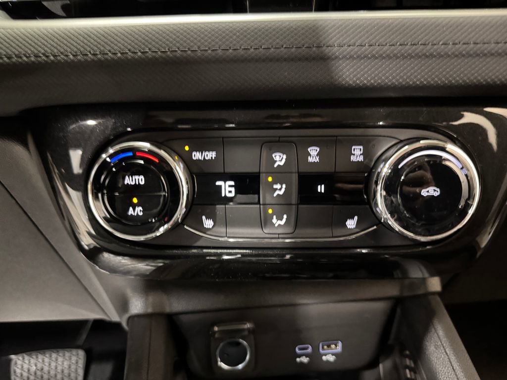 New 2026 Chevrolet TrailBlazer LT AWD/4WD image 13