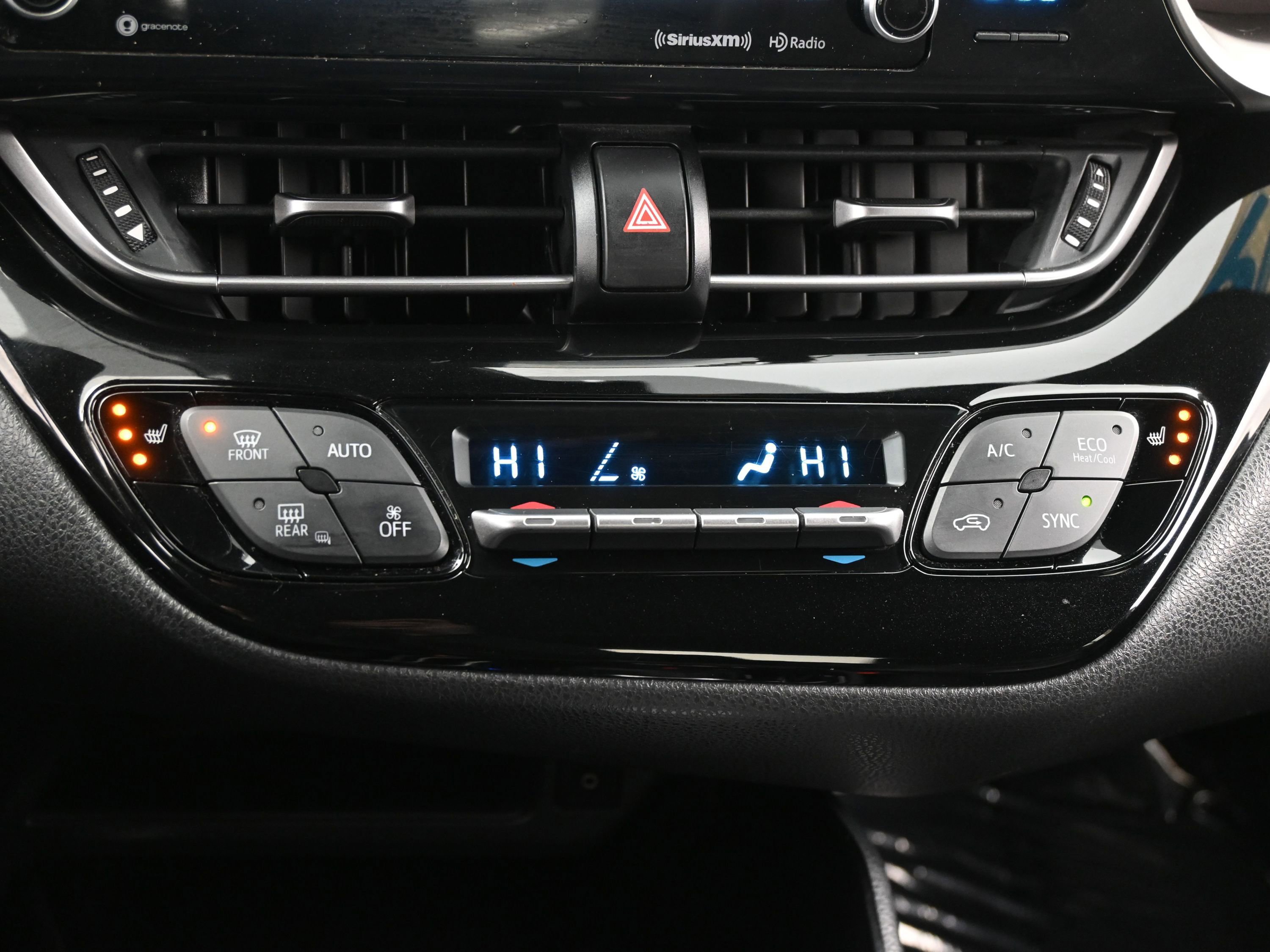 Used 2019 Toyota C-HR Limited image 20