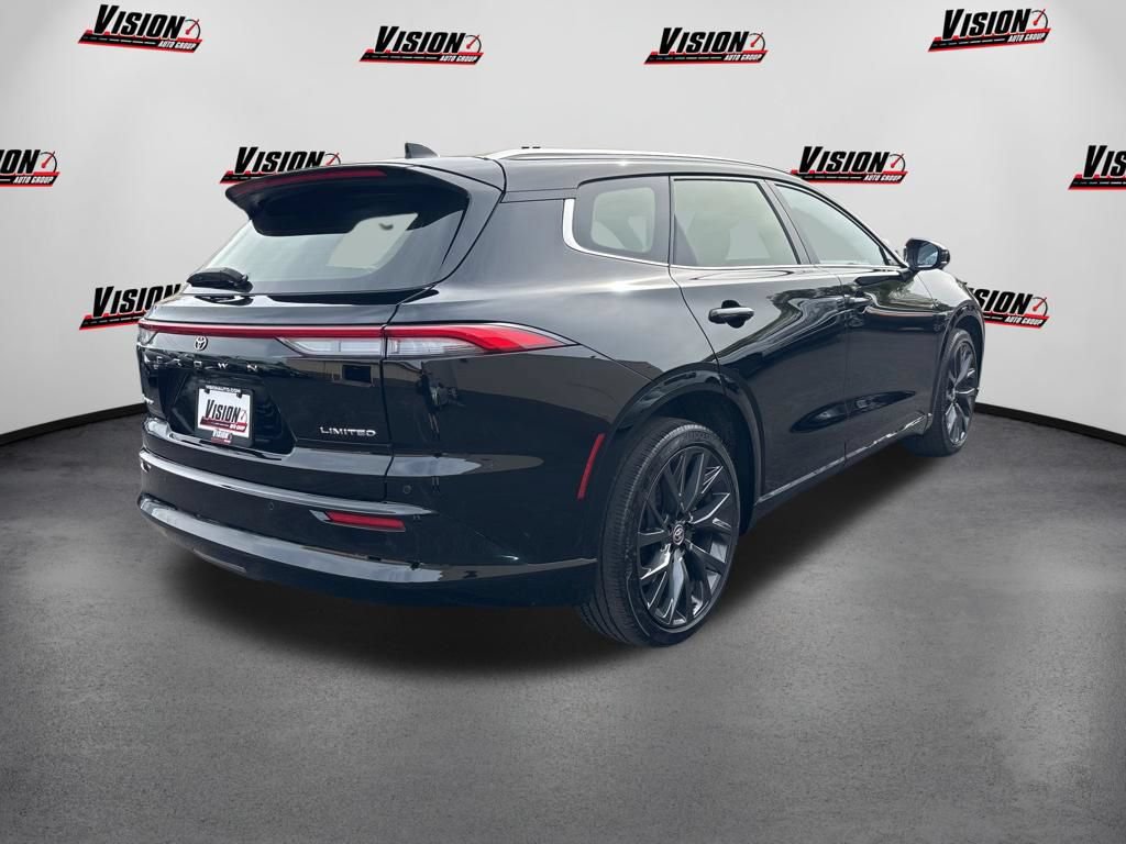 Used 2025 Toyota Crown Signia w/ Advanced Technology Package AWD/4WD image 5