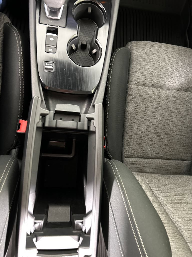 Used 2022 Nissan Rogue SV FWD image 15