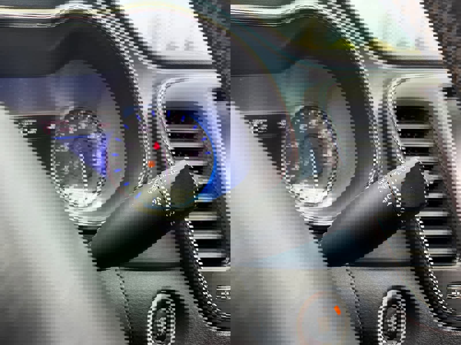 Used 2015 Chrysler 200 S w/ Navigation & Sound Group I AWD/4WD image 17