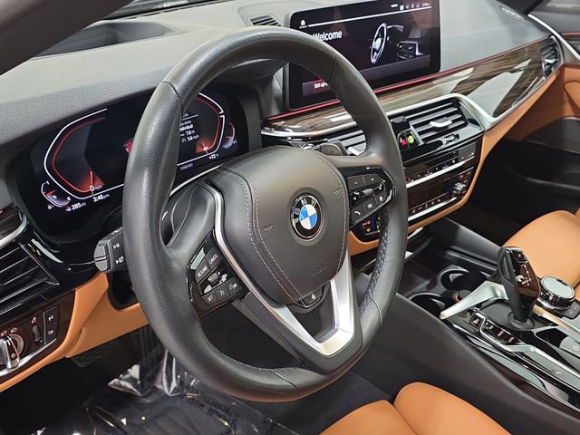 Certified 2023 BMW 540i xDrive w/ Executive Package image 12