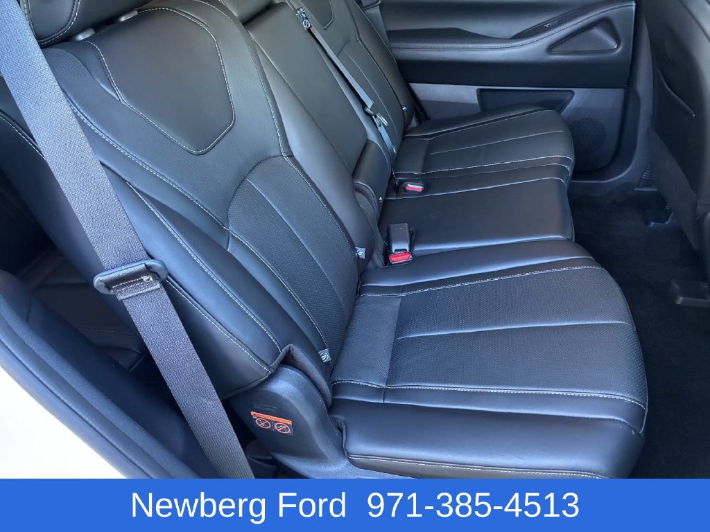 Used 2025 INFINITI QX60 Luxe AWD/4WD image 29