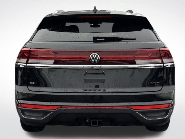 Used 2025 Volkswagen Atlas Cross Sport SE image 7