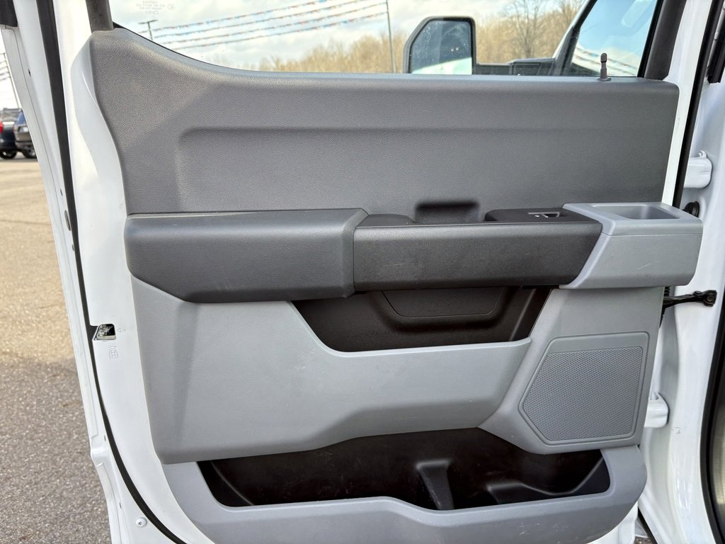 Used 2023 Ford F350 XL w/ Snow Plow Prep Package image 20