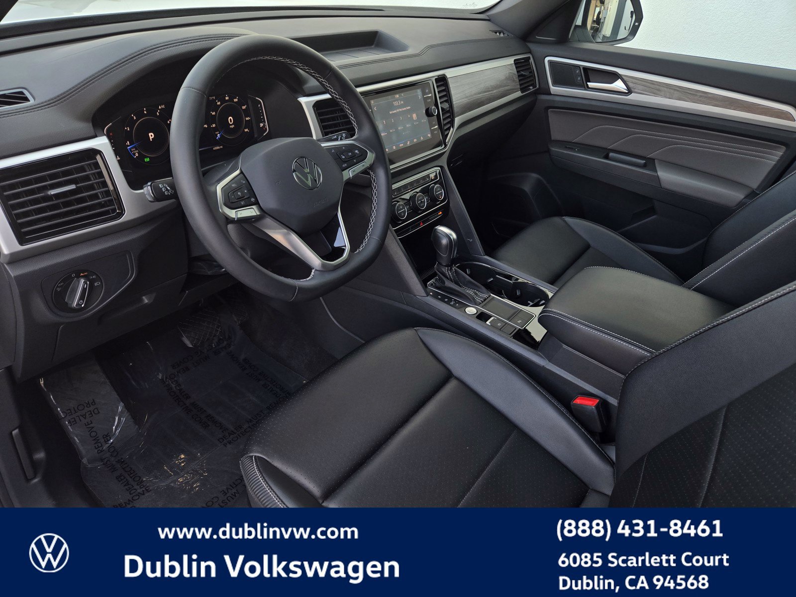 Certified 2022 Volkswagen Atlas Cross Sport SE FWD image 9