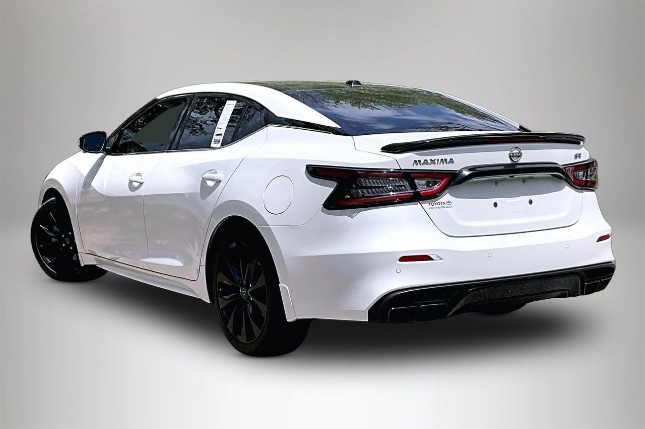 Used 2023 Nissan Maxima SR w/ Sport Mat Group FWD image 4