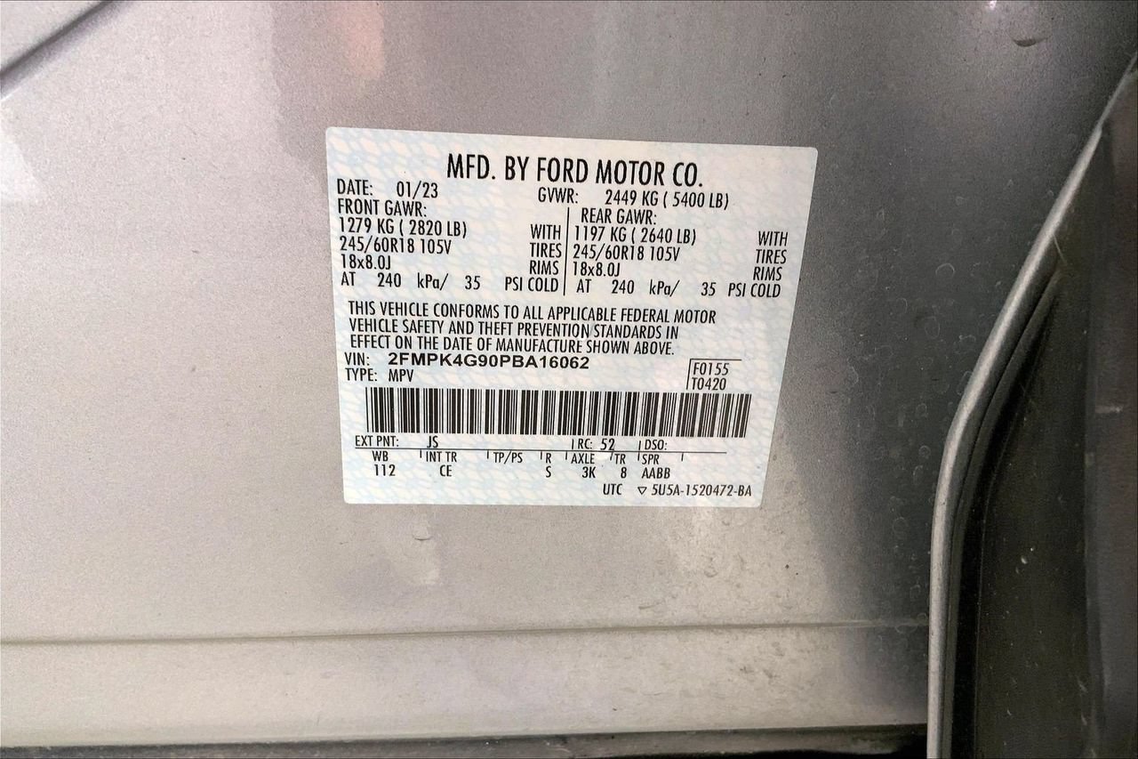 Used 2023 Ford Edge SE AWD/4WD image 8