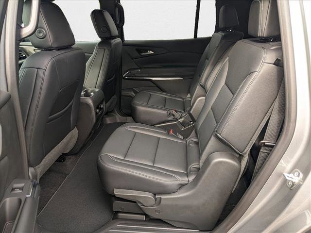 New 2026 Chevrolet Traverse LT image 15