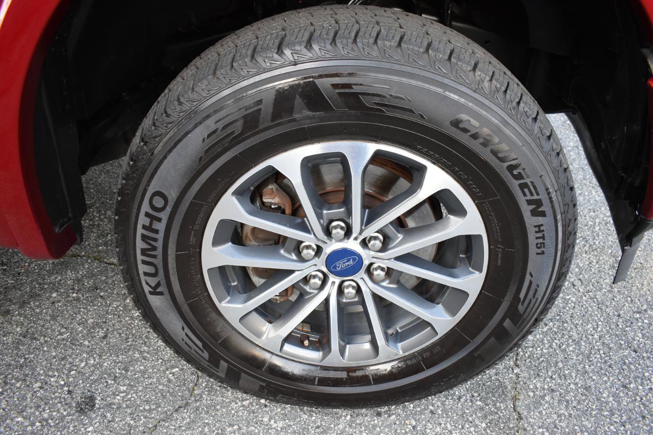 Used 2019 Ford F150 Lariat w/ Equipment Group 502A Luxury AWD/4WD image 33