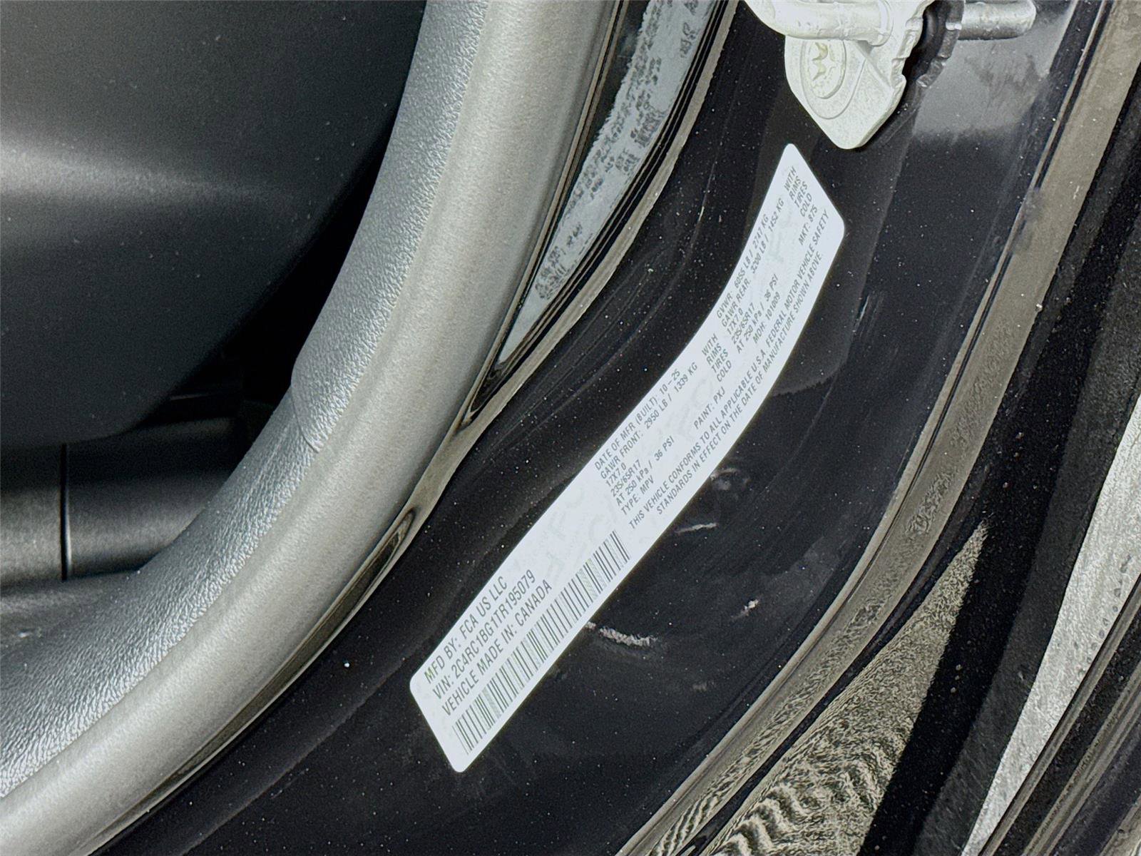 New 2026 Chrysler Pacifica Select FWD image 25