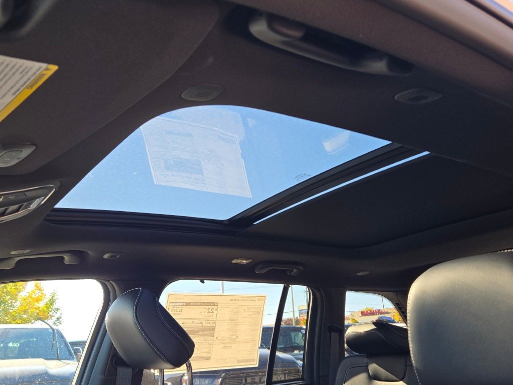 New 2025 Jeep Grand Cherokee Limited w/ Luxury Tech Group II image 27