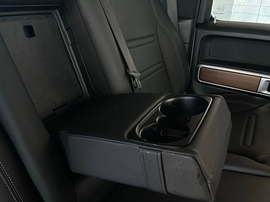 Used 2025 Mercedes-Benz G 550 image 14