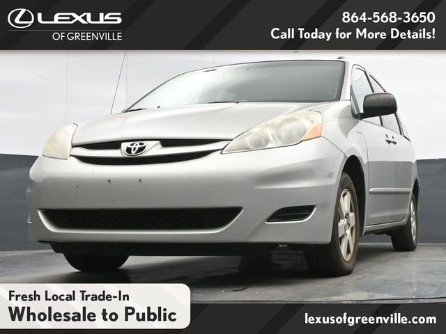 Used 2010 Toyota Sienna LE image 9