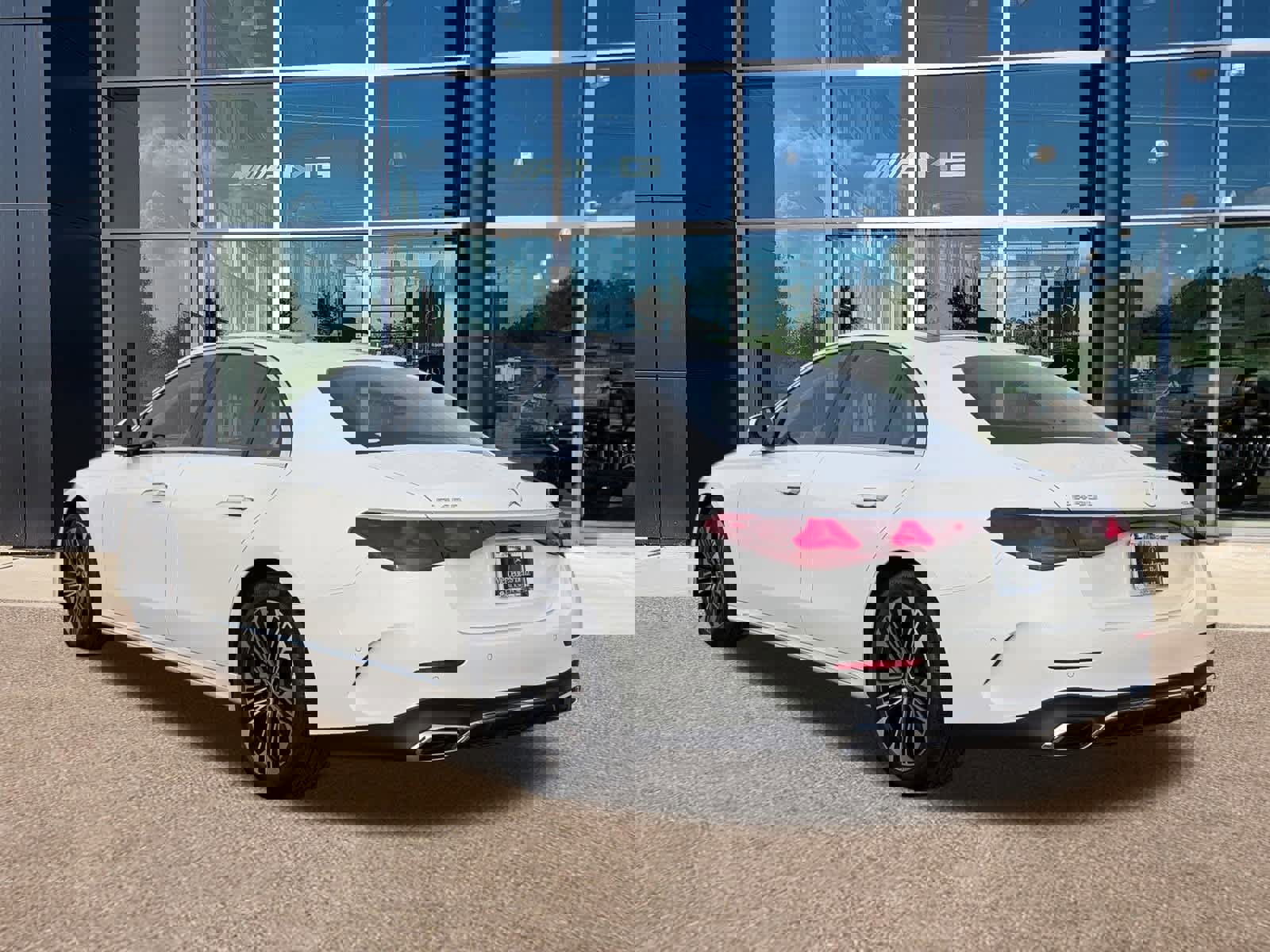 Used 2025 Mercedes-Benz E 450 4MATIC Sedan image 8