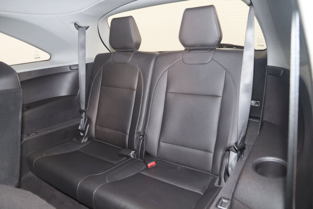 Used 2020 Acura MDX SH-AWD image 44