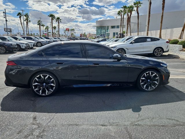 Certified 2024 BMW i5 eDrive40i w/ Executive Package RWD image 4