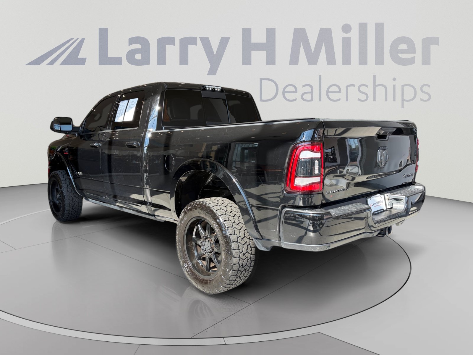 Used 2020 RAM 2500 Limited AWD/4WD image 3