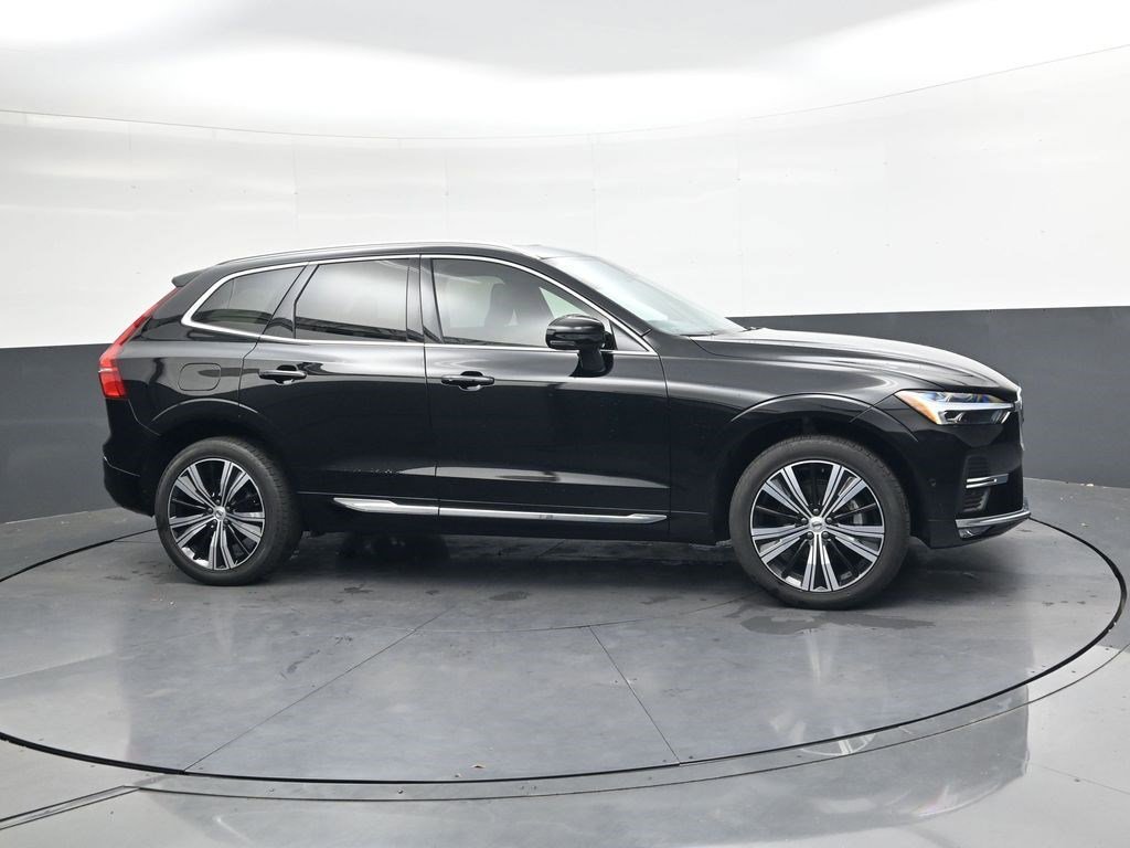 Used 2023 Volvo XC60 B5 Ultimate AWD/4WD image 4