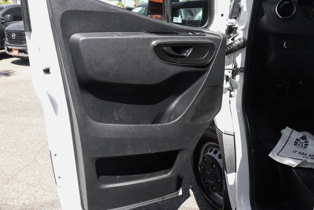Used 2019 Mercedes-Benz Sprinter 170 image 13