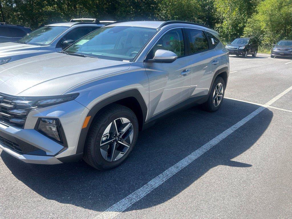 New 2026 Hyundai Tucson SEL AWD/4WD image 2
