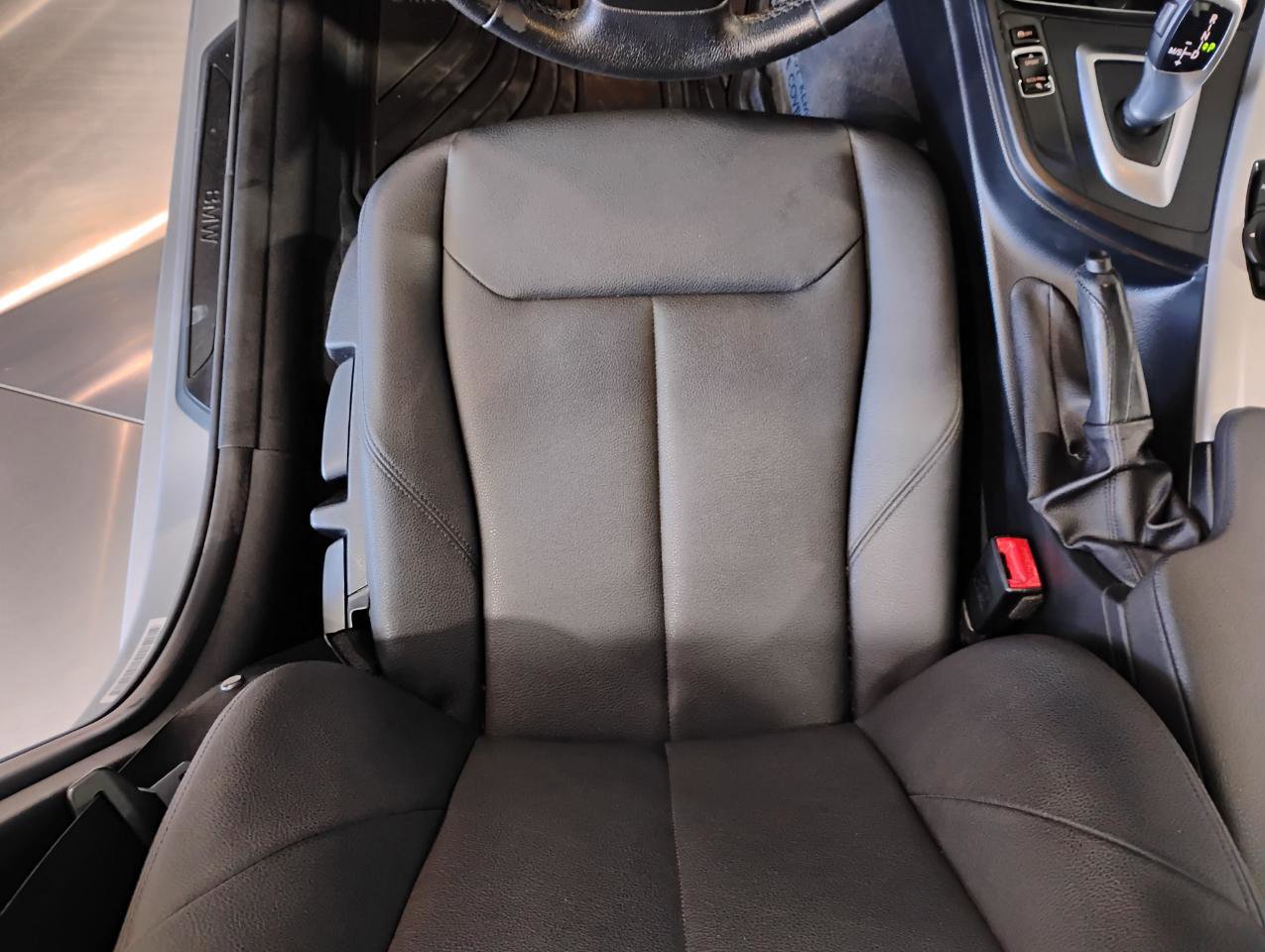 Used 2017 BMW 320i Sedan image 46