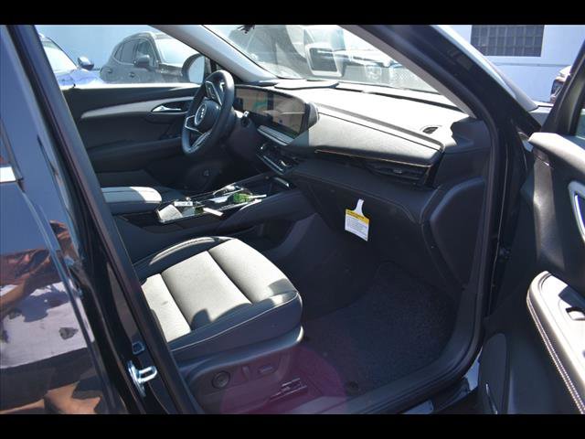 New 2025 Buick Envision Avenir image 5