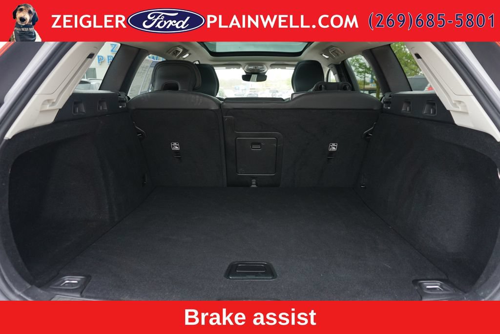 Used 2024 Volvo V60 B5 Cross Country Plus AWD/4WD image 10