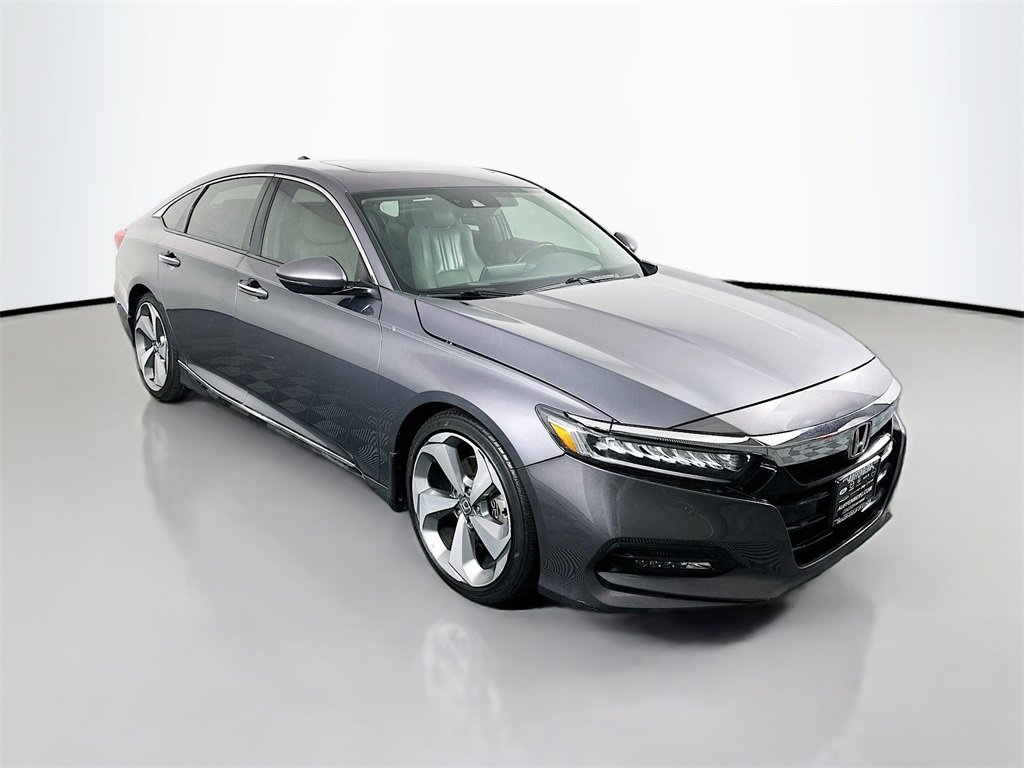 Used 2019 Honda Accord Touring image 1