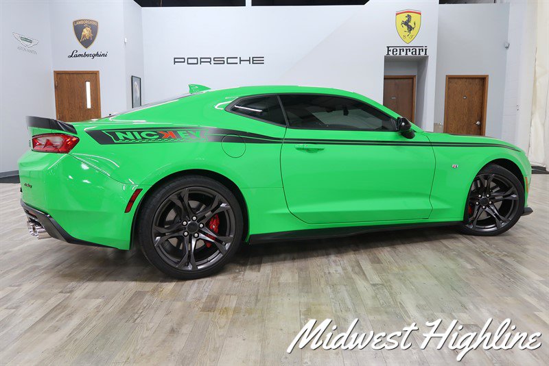 Used 2017 Chevrolet Camaro SS RWD image 6
