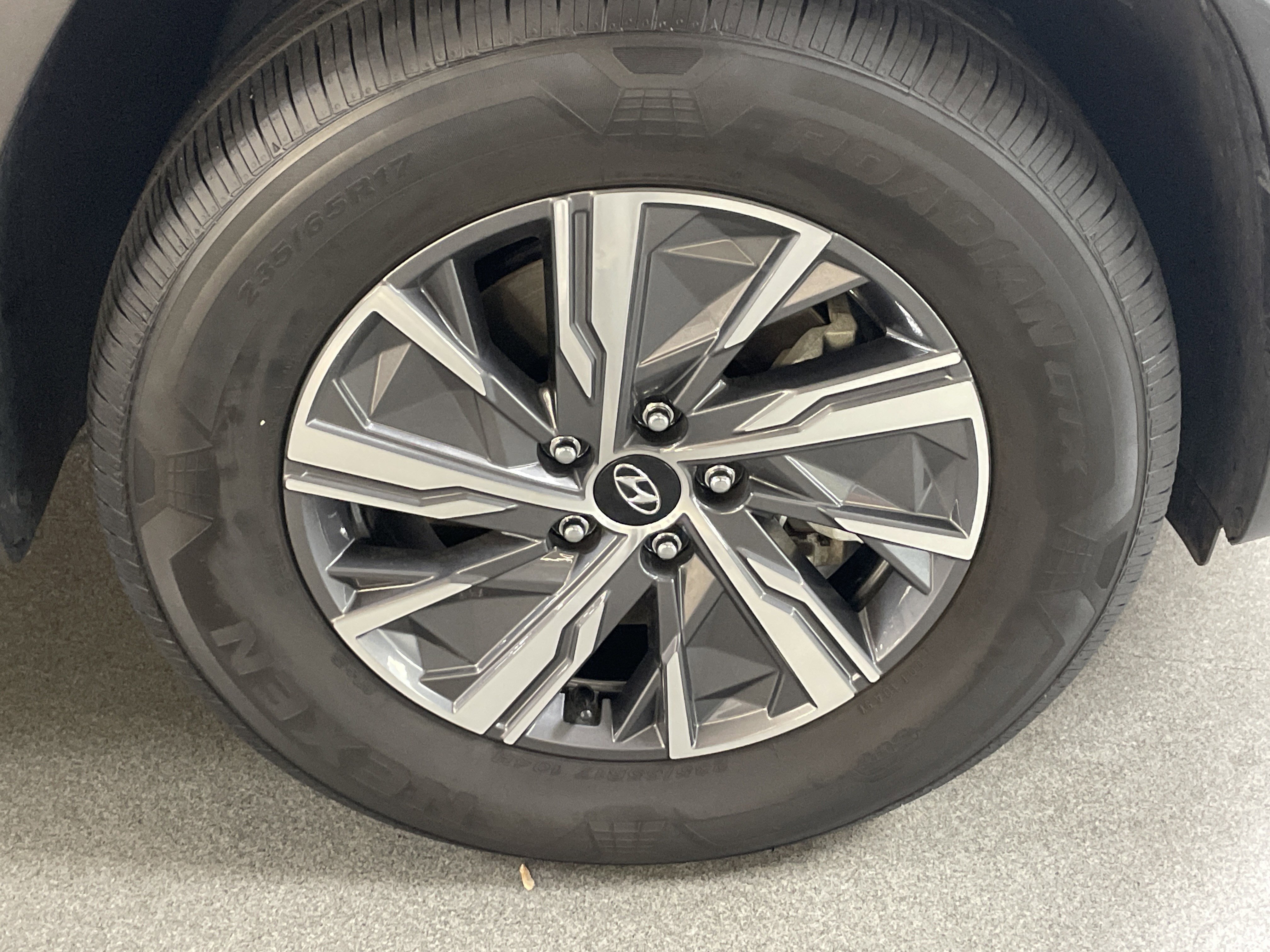 Used 2024 Hyundai Tucson Blue AWD/4WD image 13