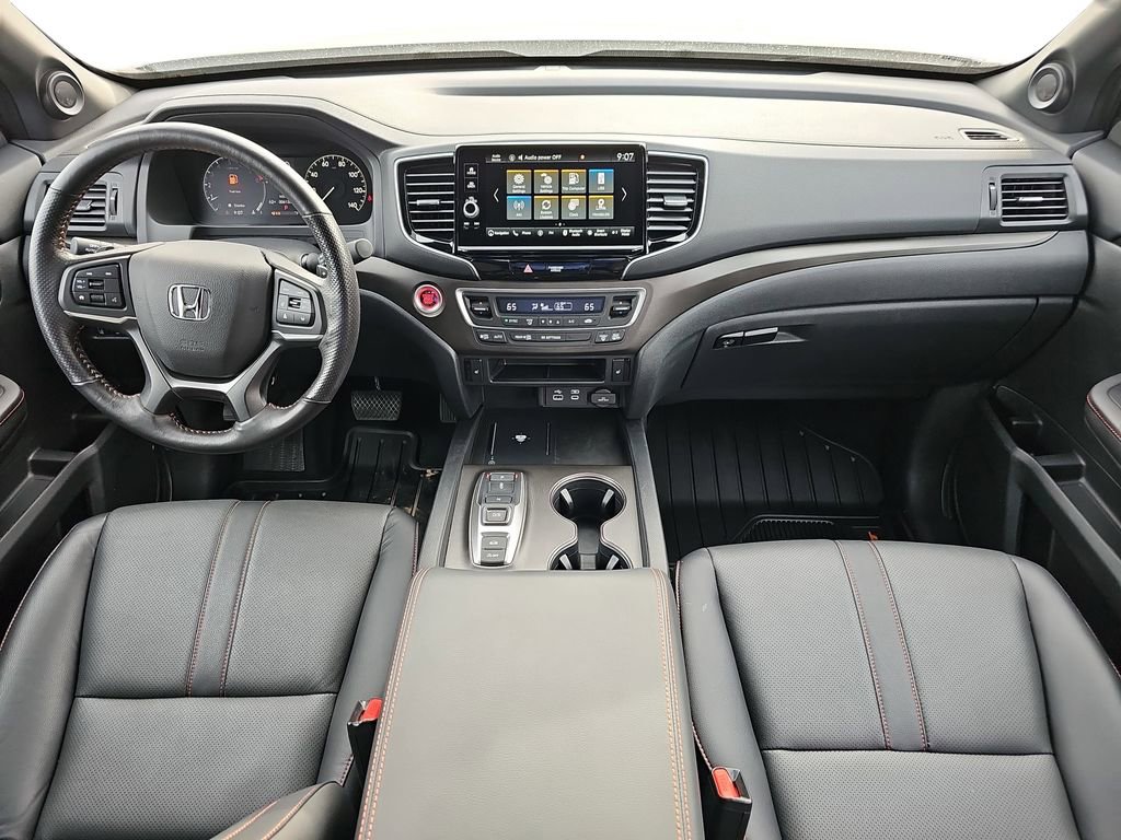 Used 2025 Honda Ridgeline TrailSport image 10