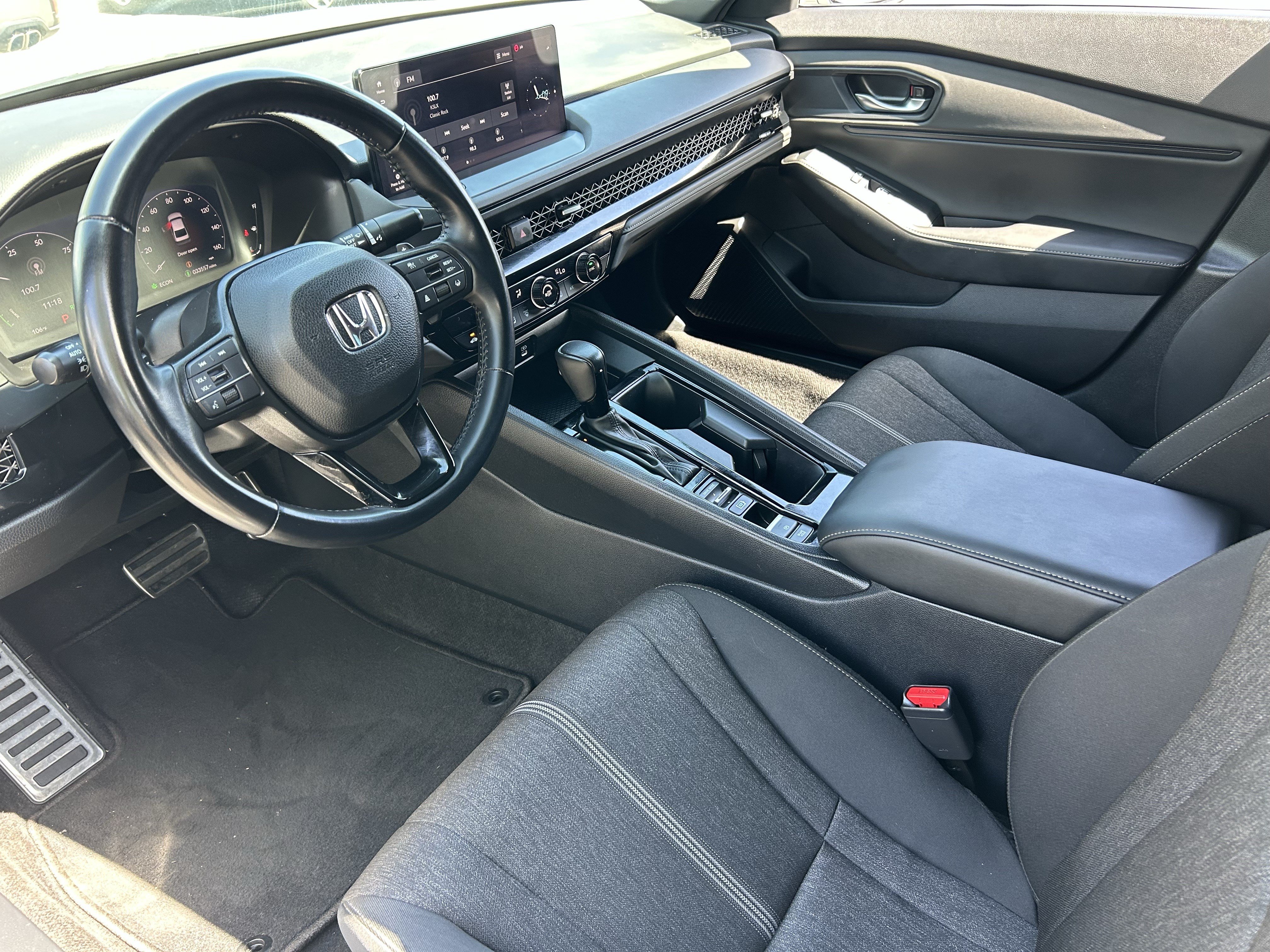 Used 2024 Honda Accord Sport image 16