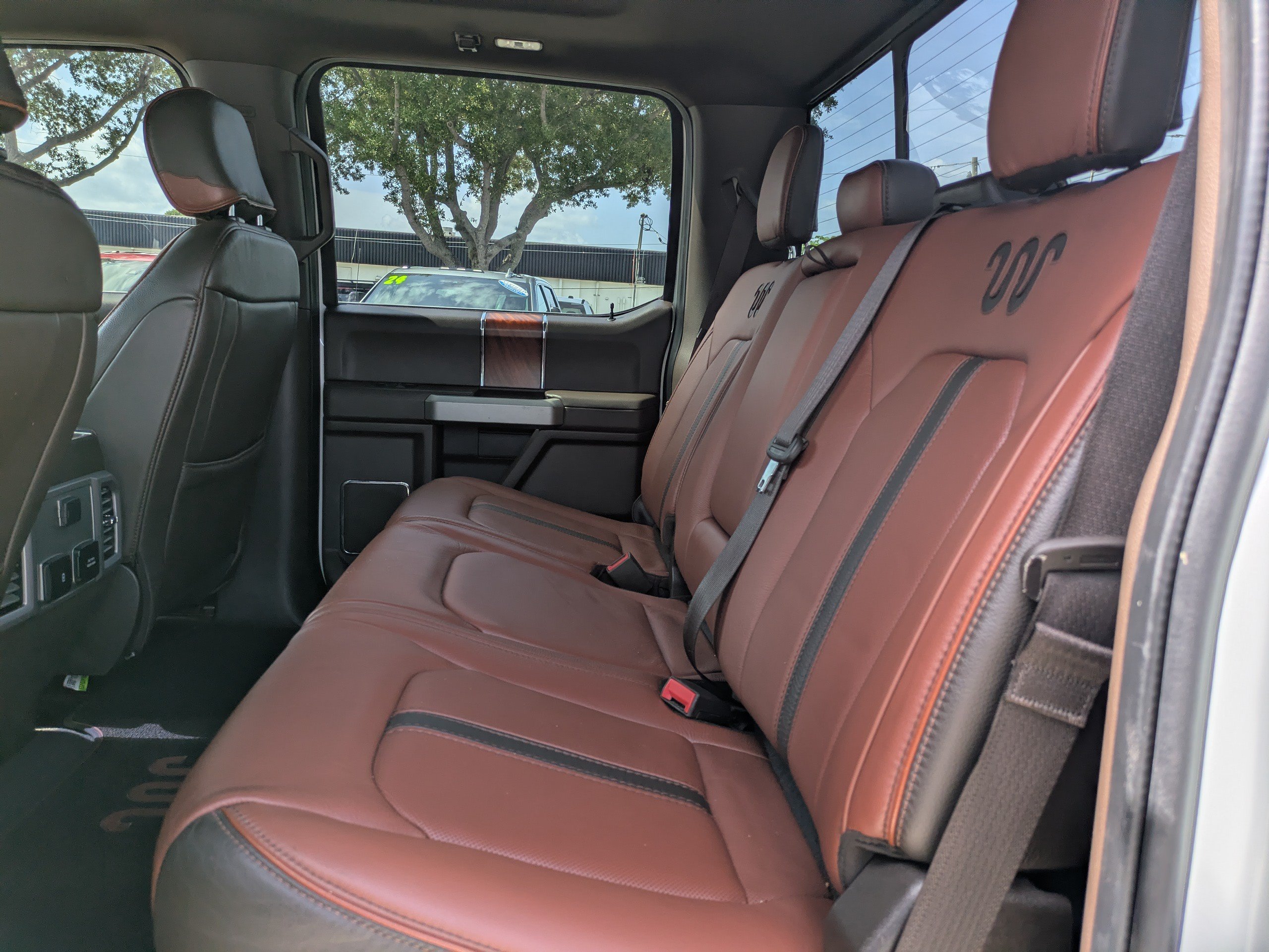 Used 2020 Ford F450 King Ranch w/ King Ranch Ultimate Package AWD/4WD image 15