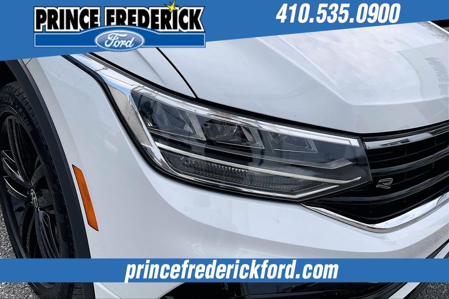 Used 2022 Volkswagen Tiguan SE R-Line image 27