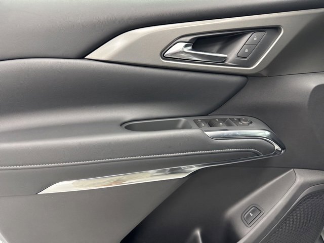 New 2026 Chevrolet Traverse LT w/ Sun and Wheel Package image 9