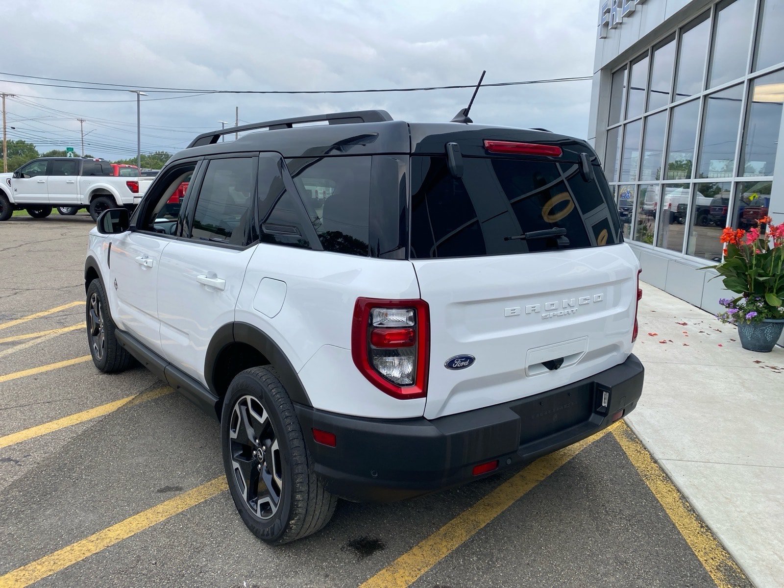 Used 2021 Ford Bronco Sport Outer Banks AWD/4WD image 4