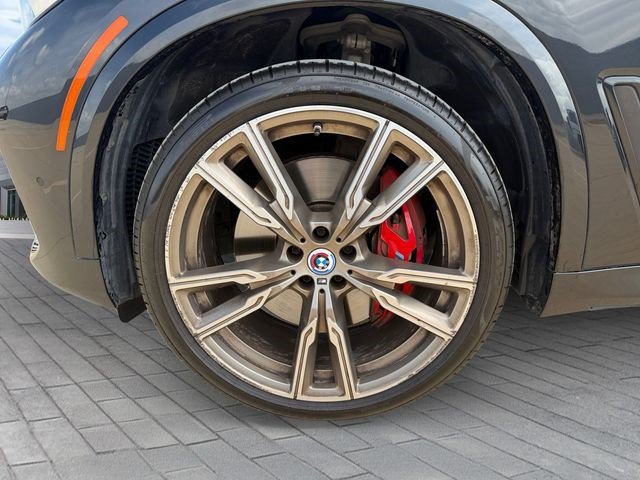 Used 2023 BMW X5 M50i w/ Parking Assistance Package AWD/4WD image 9